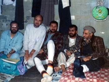 الدكتور-محمود-عزت-والدكتور-محي-حامد-وتربية-السجون-عام-1996م.jpg