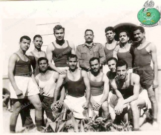 طلعت-الشناوي-وعادل-فريد-صورة-رقم-(7)-5-فبراير-1958-فريق-القوى.jpg
