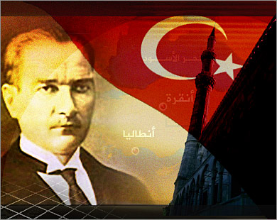ملف:علم تركيا وكمال اتاتورك.jpg