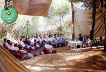 الغنوشي-في-معسكر-لبناني-1999.jpg